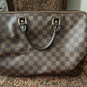Authentic LV Speedy handbag